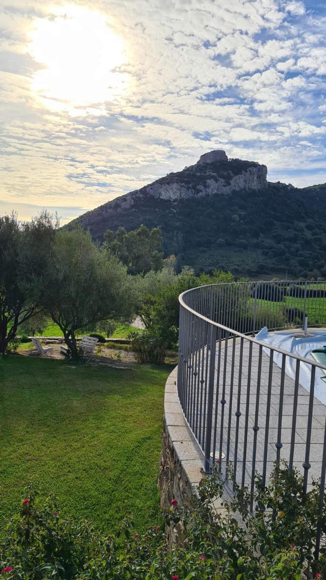 Case Vacanze Nioleo - Apartments And Pool Siniscola Exterior foto