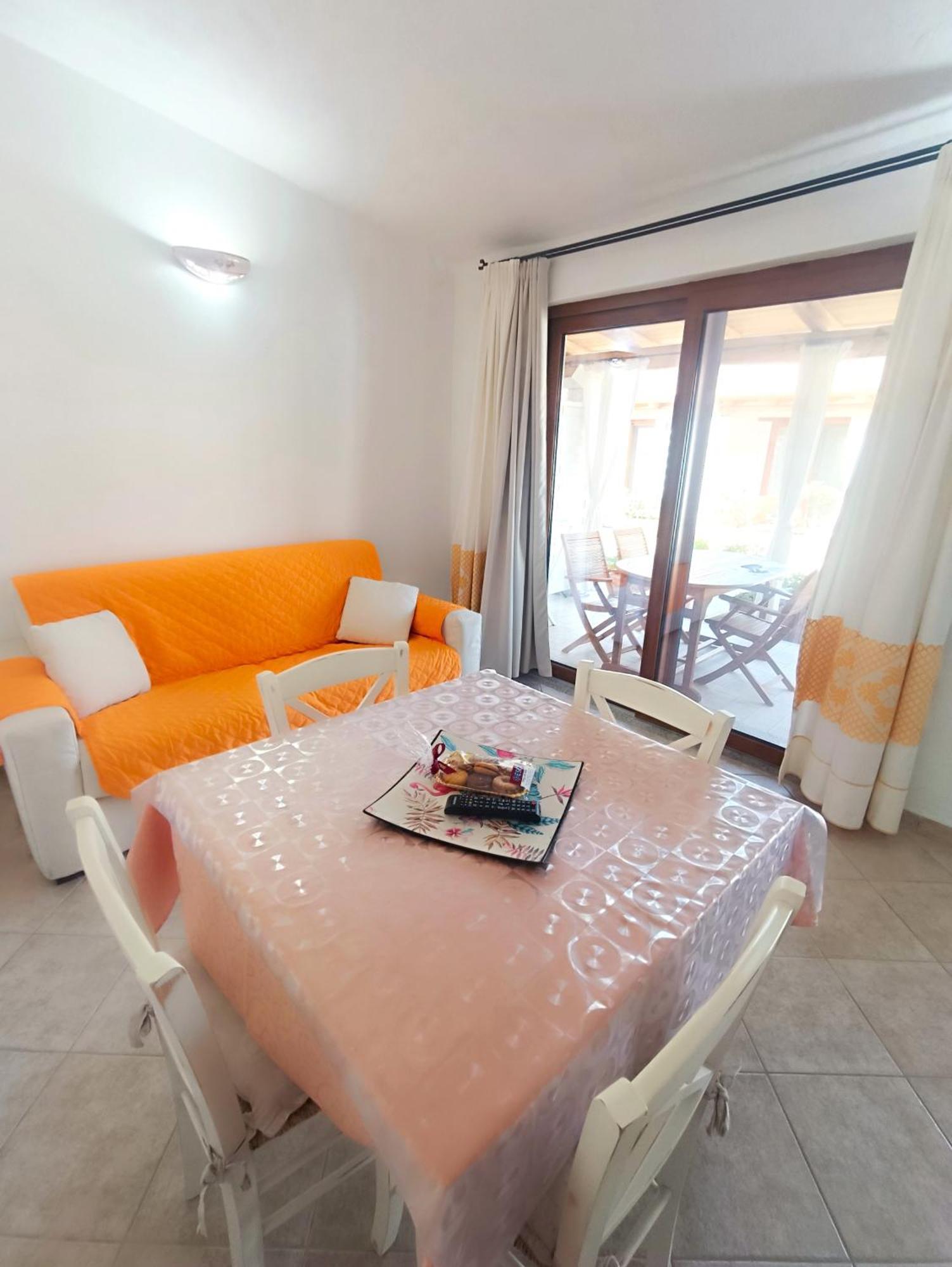 Case Vacanze Nioleo - Apartments And Pool Siniscola Exterior foto