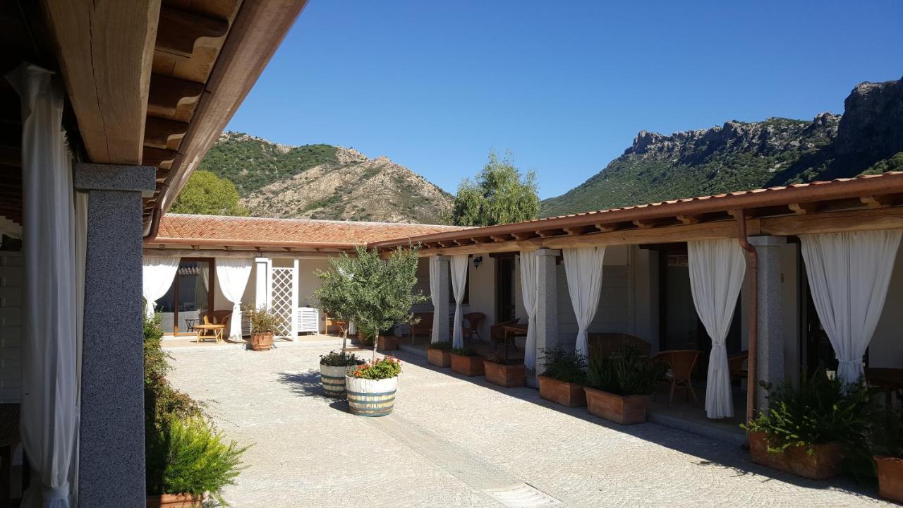 Case Vacanze Nioleo - Apartments And Pool Siniscola Exterior foto